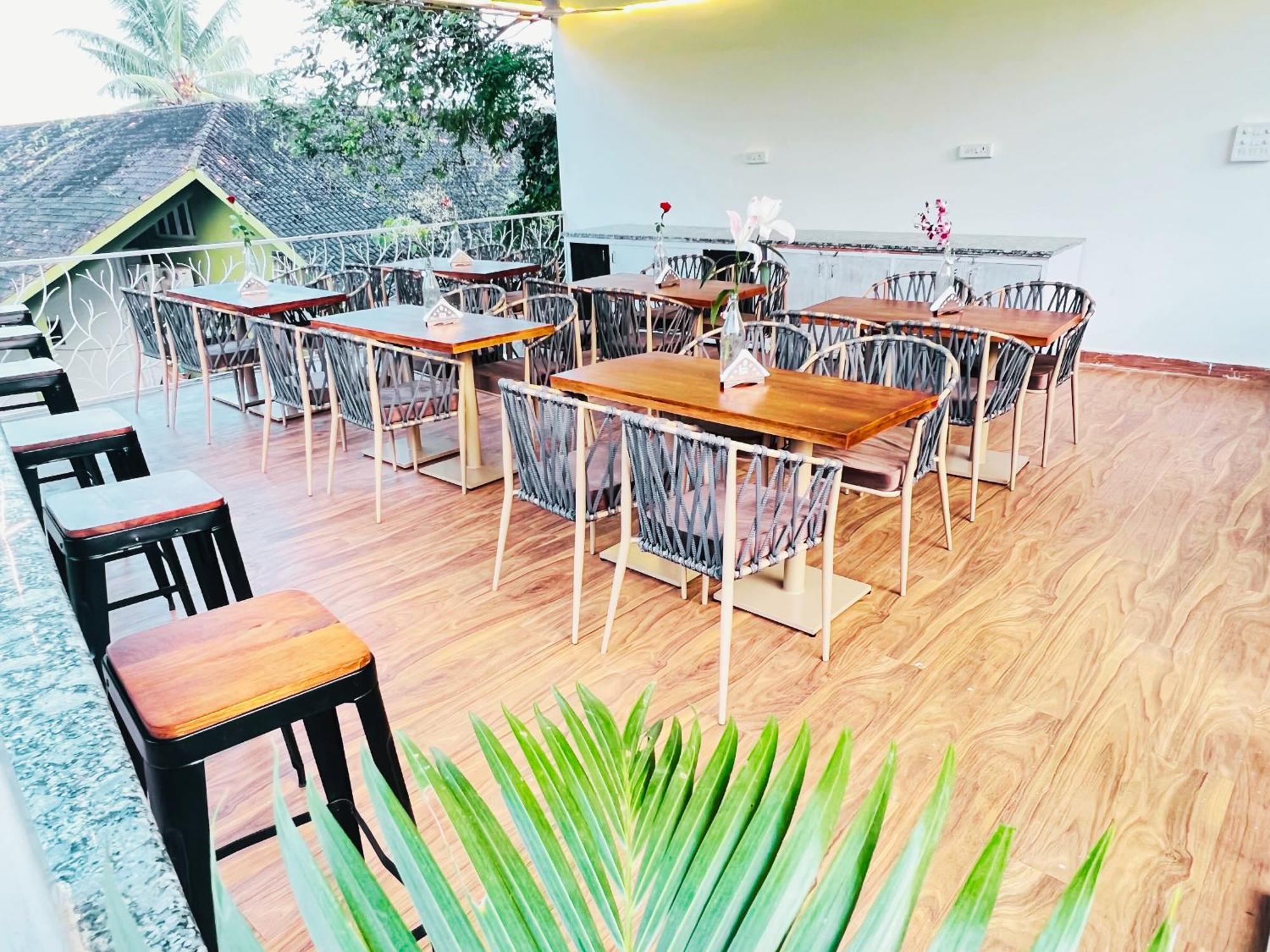 The Mayfield Resort, Vagator Anjuna Exterior foto